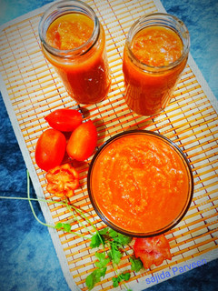 A picture of Tomato Puree.