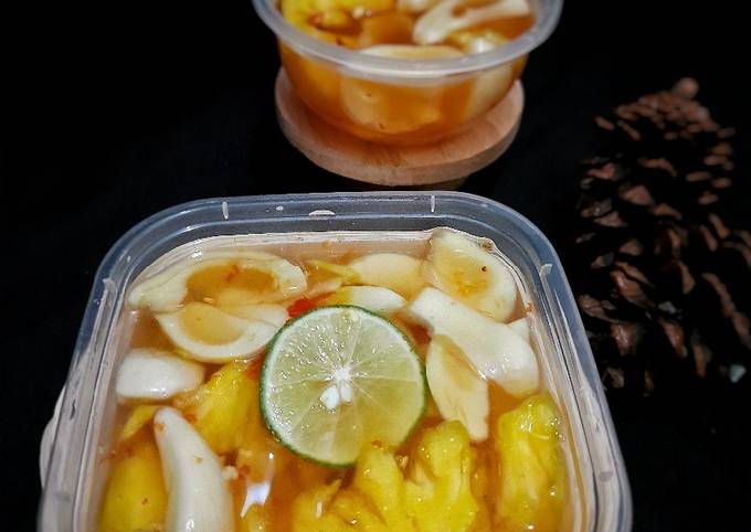 Langkah Mudah untuk Membuat Asinan Salak Nanas, Menggugah Selera