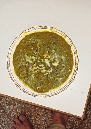 A picture of Palak Paneer.