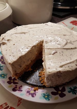 A picture of Bailey's Irish cream cheesecake.