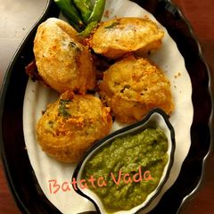 A picture of Batata Vada or Aloo Vada.