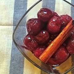 Una foto de Cerezas al cava