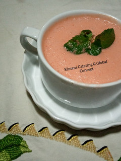 A picture of Watermelon & pineapple smoothie.