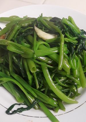Hình của món Rau muống xào tỏi.