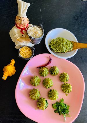 A picture of Palak Khichdi.