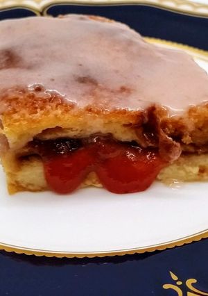 A picture of Jam and Bread Pudding.