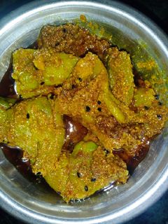 भरवा मसालेदार तोरई (bharwan masaledar torai recipe in Hindi) रेसिपी मुख्य फोटो