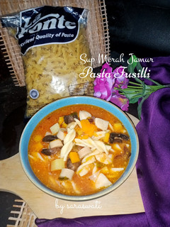 Foto resep Sup Merah Jamur Pasta Fusilli