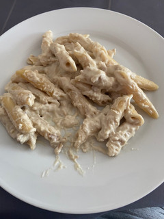 Una foto de Penne con bechamel de roquefort
