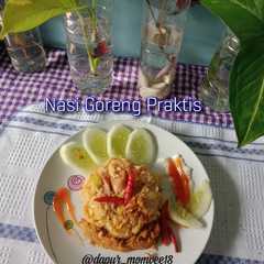 Nasi Goreng Praktis রেসিপির প্রধান ছবি
