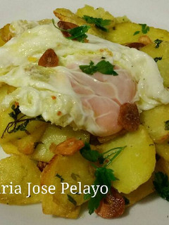 Una foto de Huevos alegres