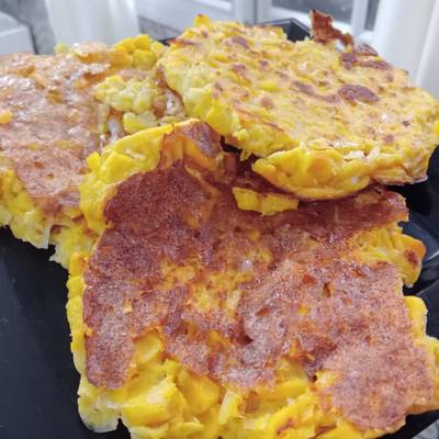 Panqueques de choclo 🌽 Receta de Tatiana Kempfen- CookpadCompartir un CooksnapCompartir-image