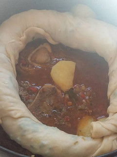 Una foto de Strudell (salado para salsa) o dampfnudel