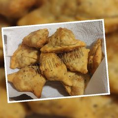 A picture of Samosa #picnicrecipes.