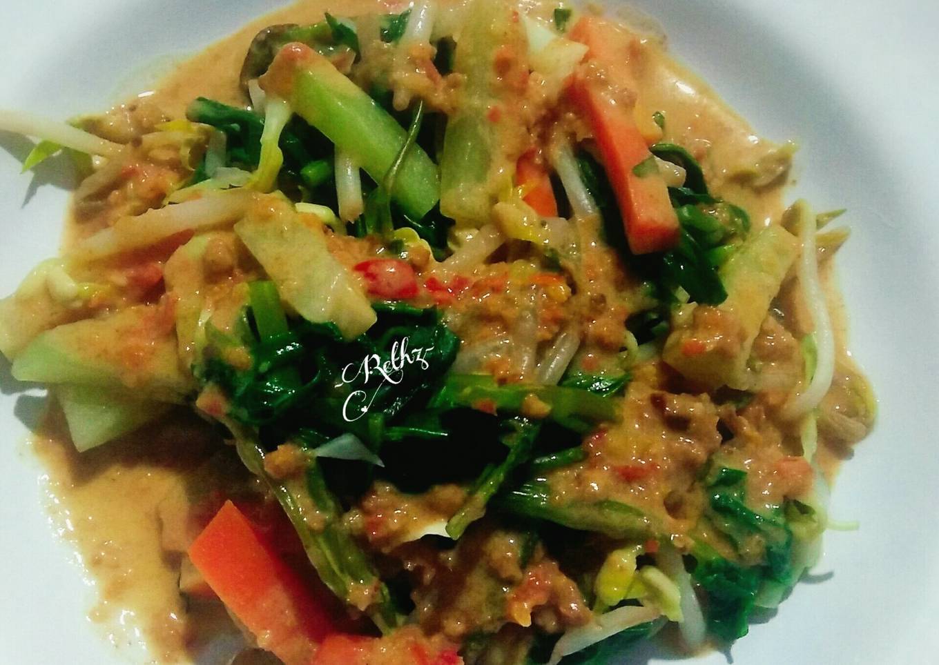 Gado-Gado Praktis ala Rethz
