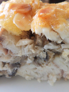 Una foto de Merluza rellena y alioli gratinado
