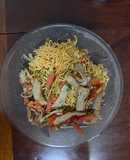 Mì gói xào chả cá