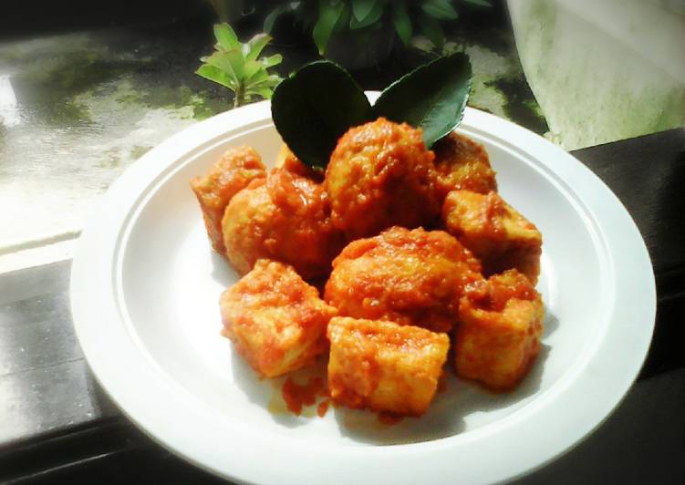 Telur tahu bumbu bali