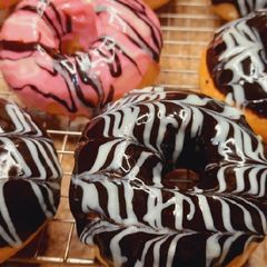 A picture of Donuts.