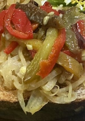 Una foto de Bruschetta de morrón