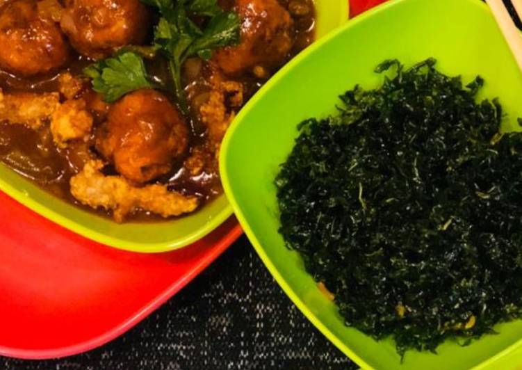 Steps to Prepare Ultimate Whosayna’s Crispy Chicken and Veggie Manchurian Twist