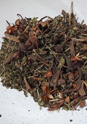 Una foto de Blend de té verde, tila y canela de madagascar 🌱🌺