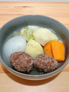A picture of Hearty Soup with Meatballs Pot-au-feu.
