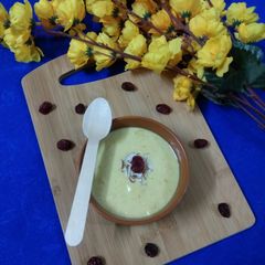 A picture of Kesar-Elaichi Rabdi.