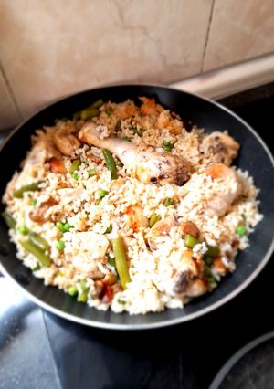 Una foto de Arroz con pollo fit
