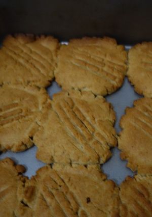 A picture of Ginger biscuits.