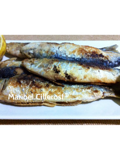 Una foto de Sardinas fritas