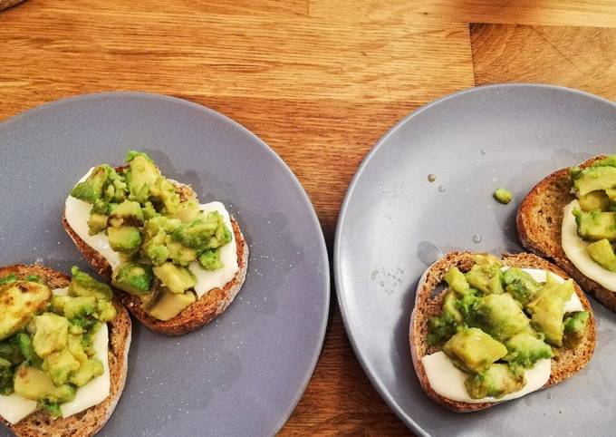 Easiest Way to Make Tartines d&#39;avocats snackées