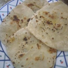 A picture of નાન(naan).