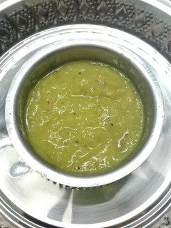 மாங்காய் பச்சடி(mango pachadi recipe in tamil) செய்முறை முக்கிய புகைப்படம்