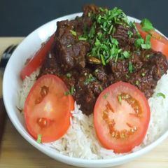 A picture of Indian goat meat curry masala.