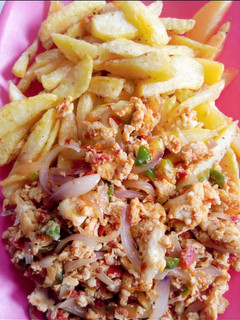A picture of Fried Irish potatoes and egg source.