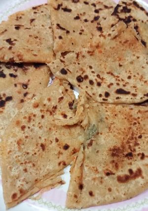 आलू के पराठे (Aloo ke parathe recipe in hindi) रेसिपी मुख्य फोटो