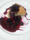 Crostata con frangipane e top di composta di mirtilli