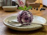 Helado estilo Cheesecake con Arándanos