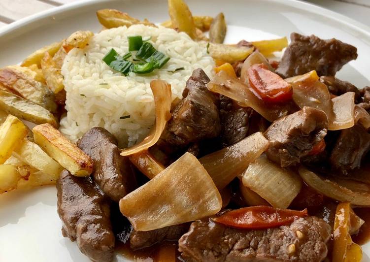 Lomo saltado (receta peruana)