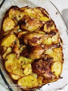 صورة لوصفة بطاطا في الكوشة مع دجاج محمر 😋😋