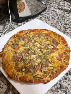 Una foto de Pizza Hawaiana
