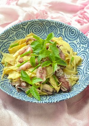 Hình của món Măng Xào Mực.
