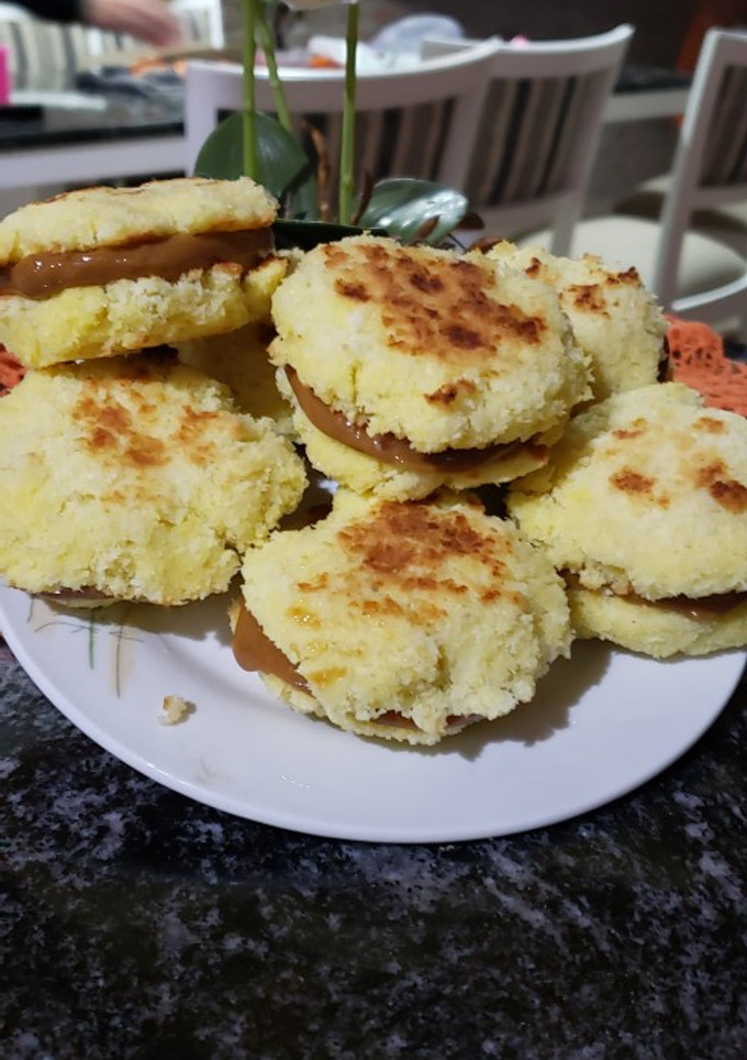 Una foto de Alfajores de Coco y dulce de leche