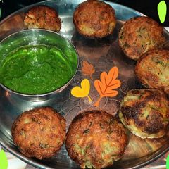 A picture of Amaranth flour tikki.