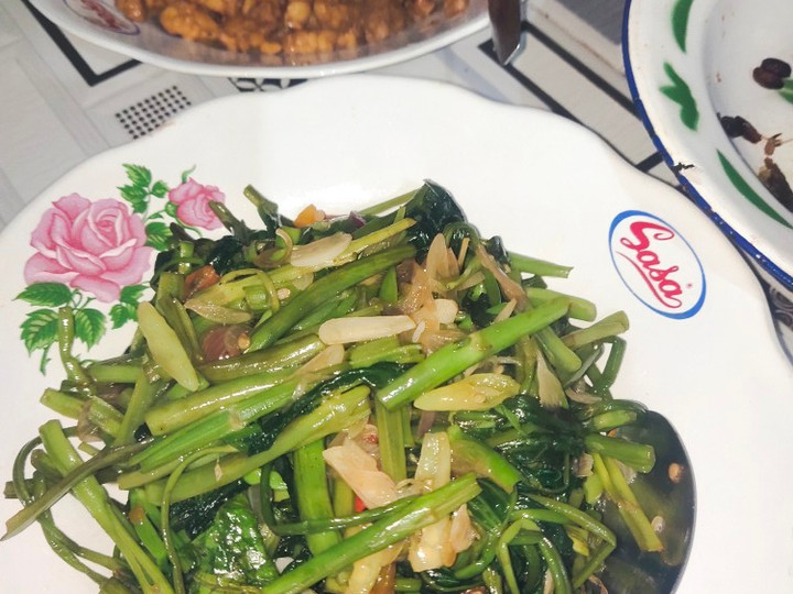 Cara Gampang Menyiapkan Cah Kangkung Anti Gagal
