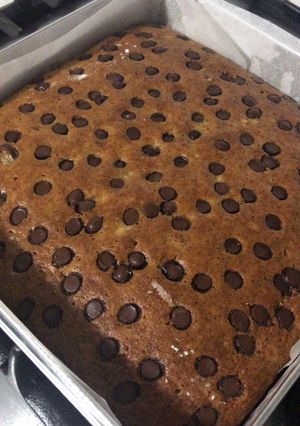 A picture of Moist Banana Chocolate Chip Cake.