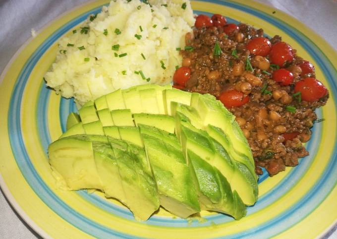 Easiest Way to Make Super Quick Homemade Mashed potatoes in coconut cream, minced beef &amp; beans