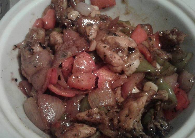 Easiest Way to Prepare Homemade Garlic -pepper chicken