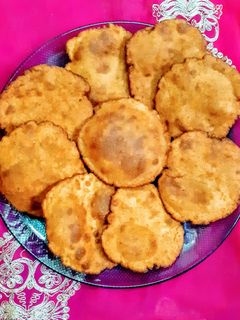 भोपळ घारगे (bhoplyache gharge recipe in marathi) रेसिपी चे मुख्य फोटो